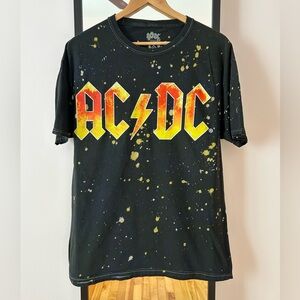 Vintage 2019 AC/DC 🎸🇦🇺 tour band concert tee shirt Y2K splatter bleach tie dye